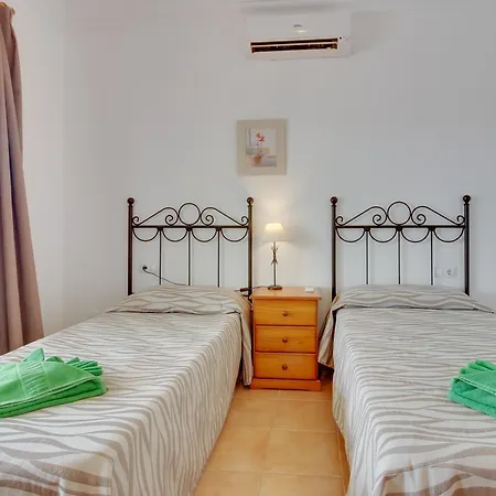 Vila Maciot- Three-bedroom *